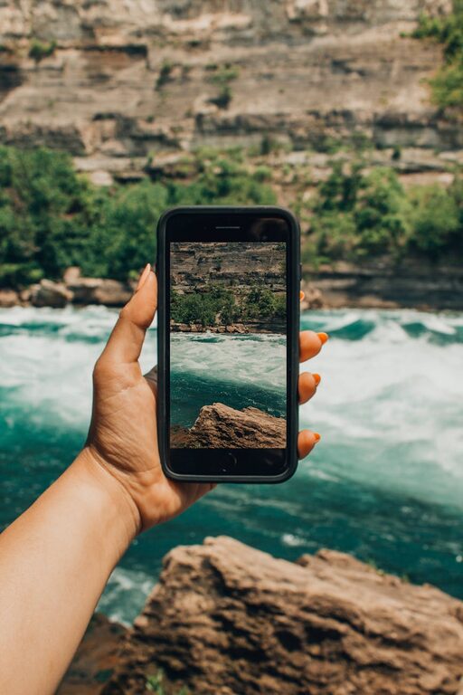 Beginner Tips for Taking Better Phone Photos Every Time