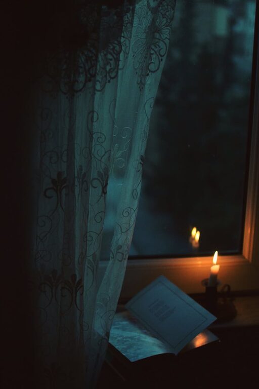 Create a Cozy Reading Corner at Home: Simple Tips for a Relaxing Space